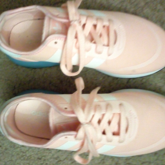 Shoes - Picture 2 of 2